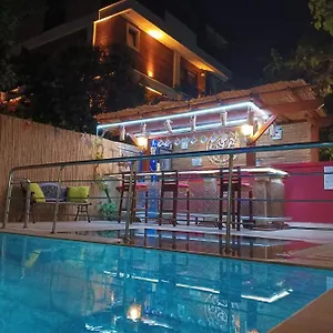 Beyaz Melek Апартаменты Анталья